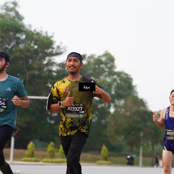 Runner Photo 6191315