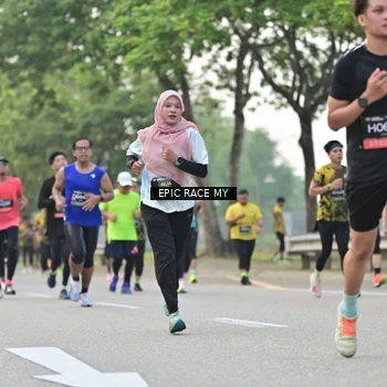 Runner Photo 6191411