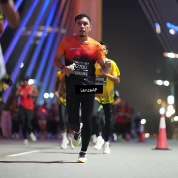 Runner Photo 6191413