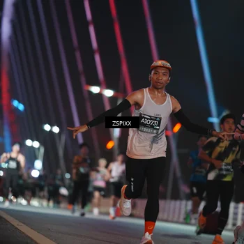 Runner Photo 6191449