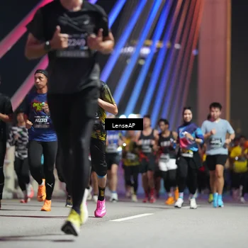 Runner Photo 6191470