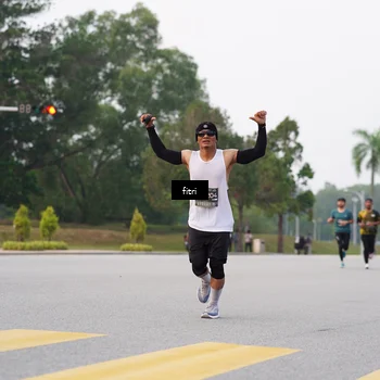 Runner Photo 6191475