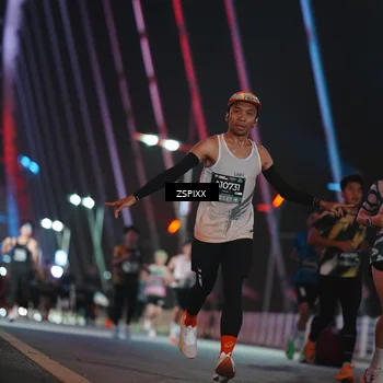 Runner Photo 6191507