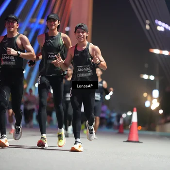 Runner Photo 6191754