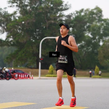 Runner Photo 6191762