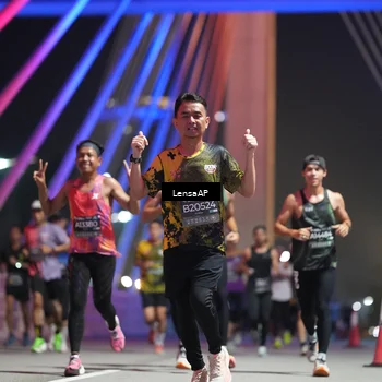 Runner Photo 6191771
