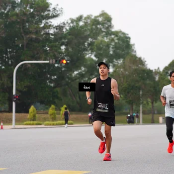 Runner Photo 6191788