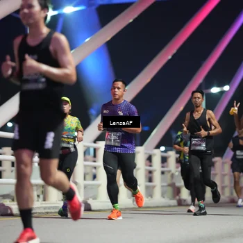 Runner Photo 6191837