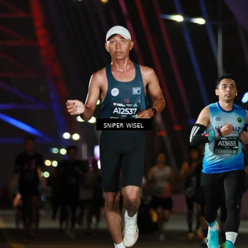 Runner Photo 6191880