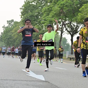 Runner Photo 6191933