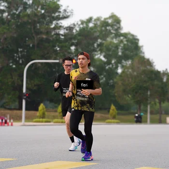 Runner Photo 6192066