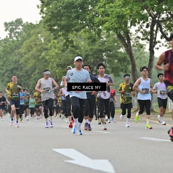 Runner Photo 6192085