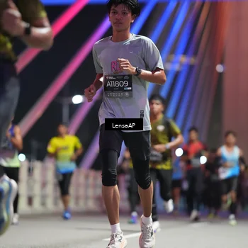 Runner Photo 6192089