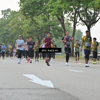 Runner Photo 6192093