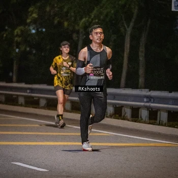 Runner Photo 6192097