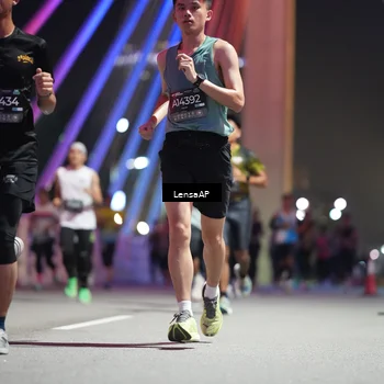 Runner Photo 6192106