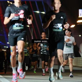 Runner Photo 6192113