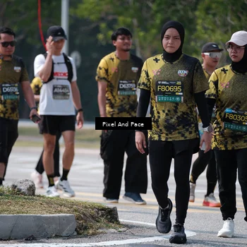 Runner Photo 6192120