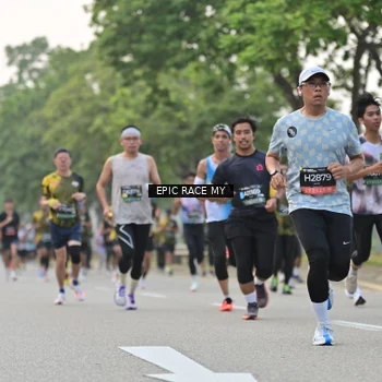 Runner Photo 6192139