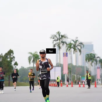 Runner Photo 6192203