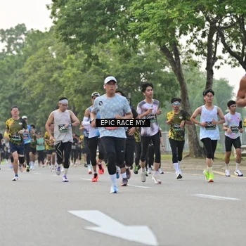 Runner Photo 6192216