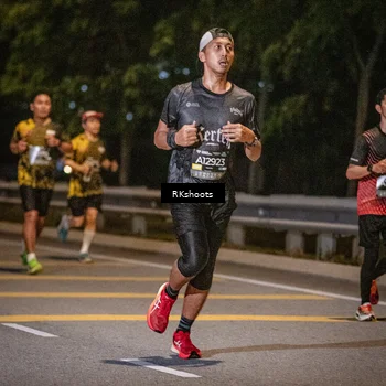 Runner Photo 6192238