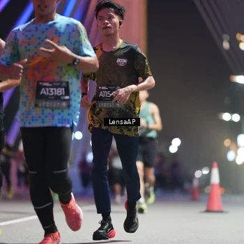Runner Photo 6192278