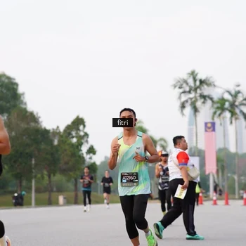 Runner Photo 6192309