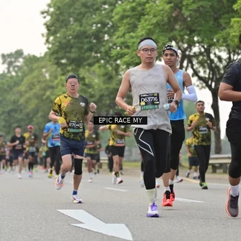 Runner Photo 6192311