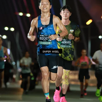 Runner Photo 6192314