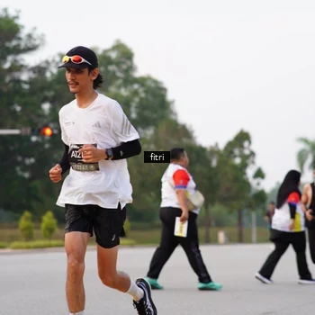 Runner Photo 6192321