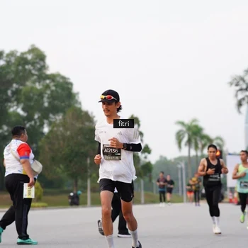 Runner Photo 6192323