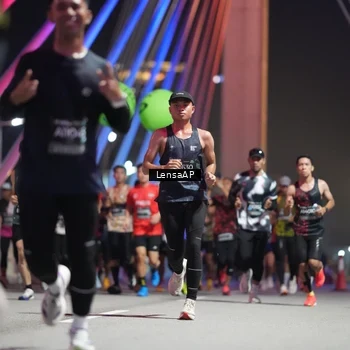 Runner Photo 6192331
