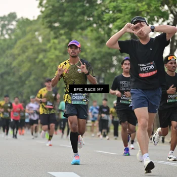 Runner Photo 6192360