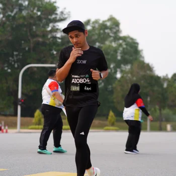 Runner Photo 6192365