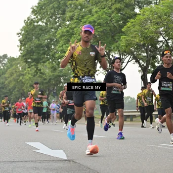 Runner Photo 6192386