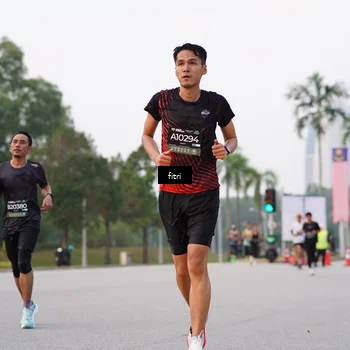 Runner Photo 6192398