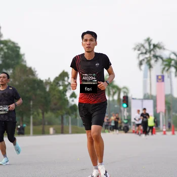 Runner Photo 6192413