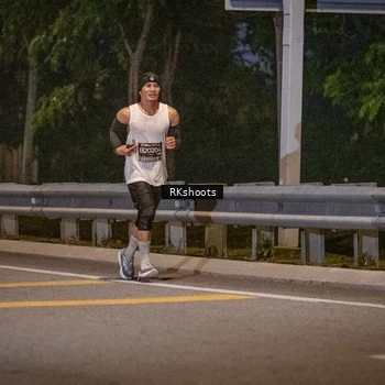 Runner Photo 6192418