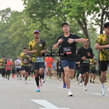 Runner Photo 6192427