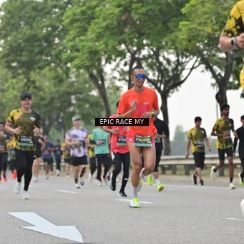 Runner Photo 6192428
