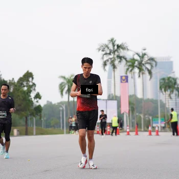 Runner Photo 6192435