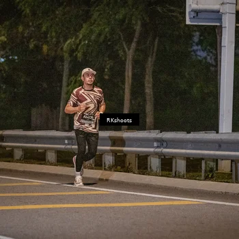 Runner Photo 6192449
