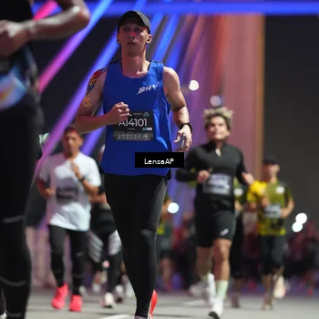 Runner Photo 6192462