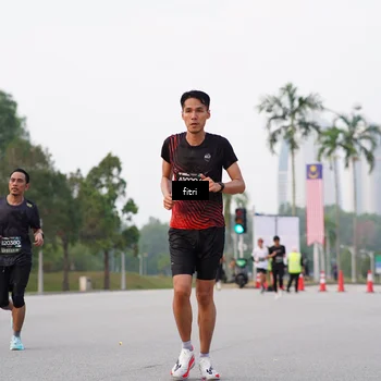 Runner Photo 6192476