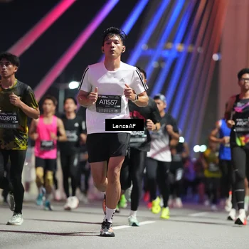 Runner Photo 6192510