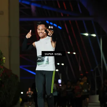 Runner Photo 6192514