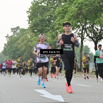Runner Photo 6192516