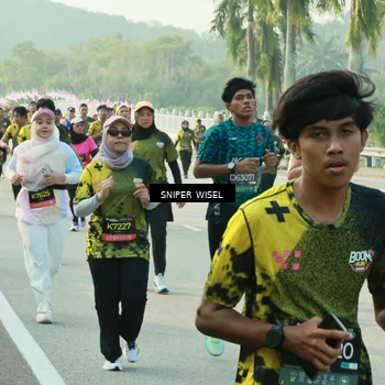 Runner Photo 6192518