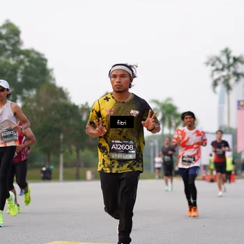 Runner Photo 6192534